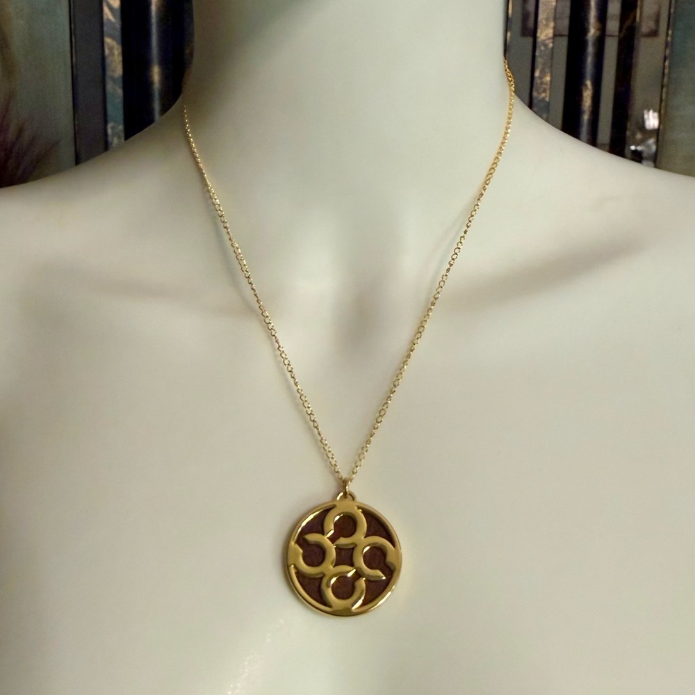 Coach Large Signature C Wood Inlay Pendant 18k/.925 Necklace - Picture 2 of 9